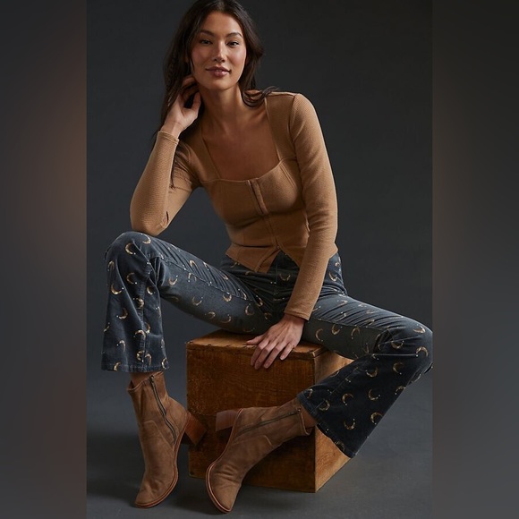 NWT Ribbed Corset-Seamed Top | XL - Picture 2 of 6